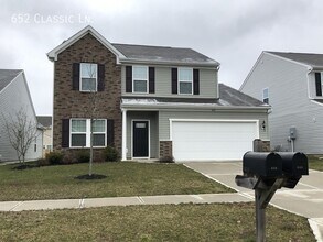 Building Photo - 652 Classic Ln