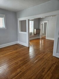 Building Photo - La Selle Apartments