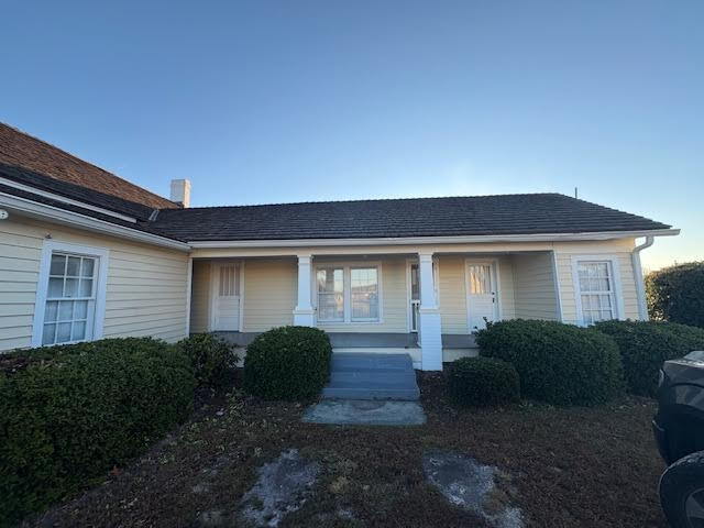 Building Photo - "Charming 1-Bedroom Greenville Retreat with Rustic Hardwood Floors!"