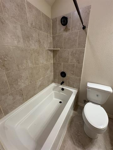 Building Photo - 520 Stillwater Dr