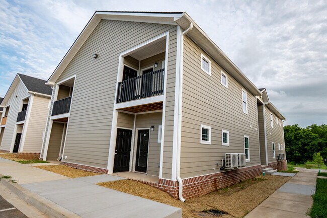 Building Photo - 109 Spring Meadow Path