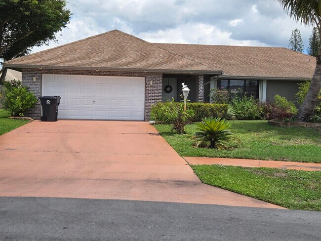 Building Photo - 8245 Whitewood Cove E