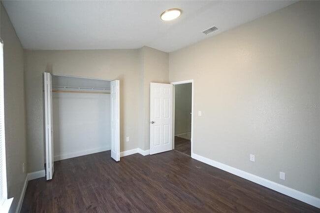 Building Photo - 4146 Bismarck Palm Dr