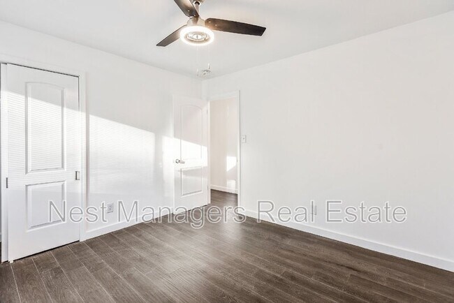 Building Photo - 554 Snow Hill Rd