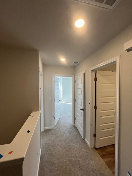 Building Photo - 2037 Osprey Isle Ln SW