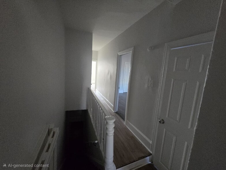 Building Photo - 52 Hudson St