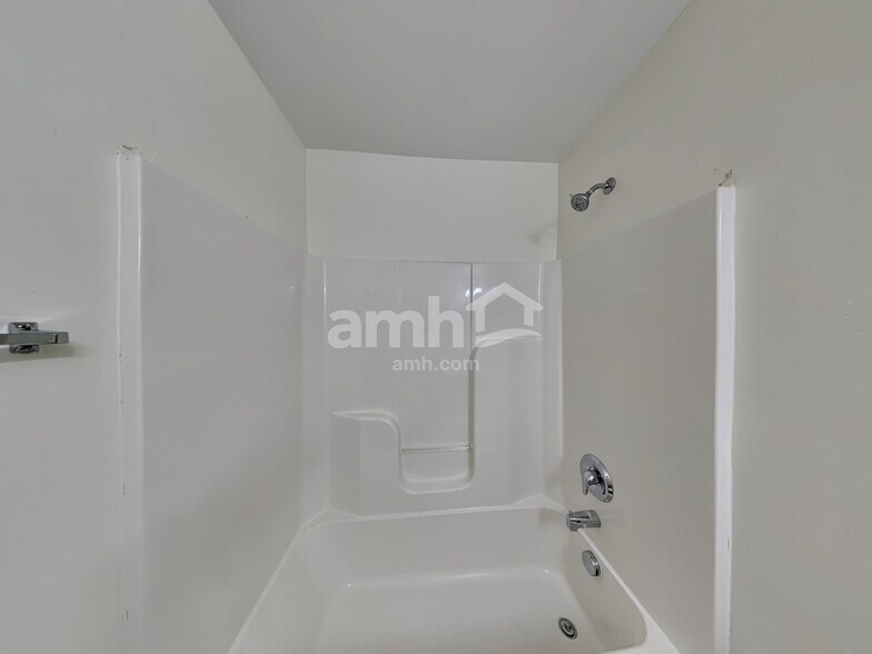 Building Photo - 3009 Gale Ct