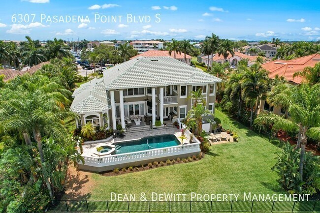 Building Photo - Fully Furnished LUXURY Home in Exclusive PYCC