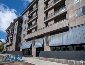 Building Photo - 8811 Burton Way