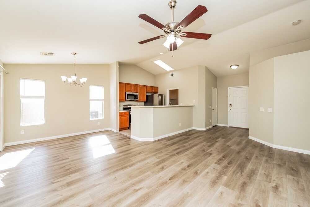 Building Photo - 3008 Silver Canyon Ln