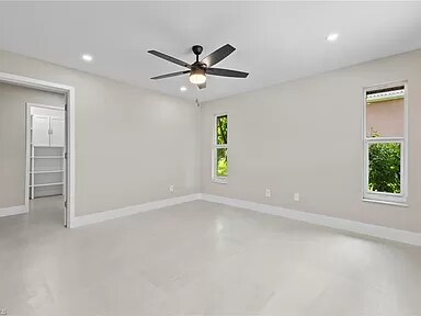 Master Bedroom - 117 SE 40th Ter