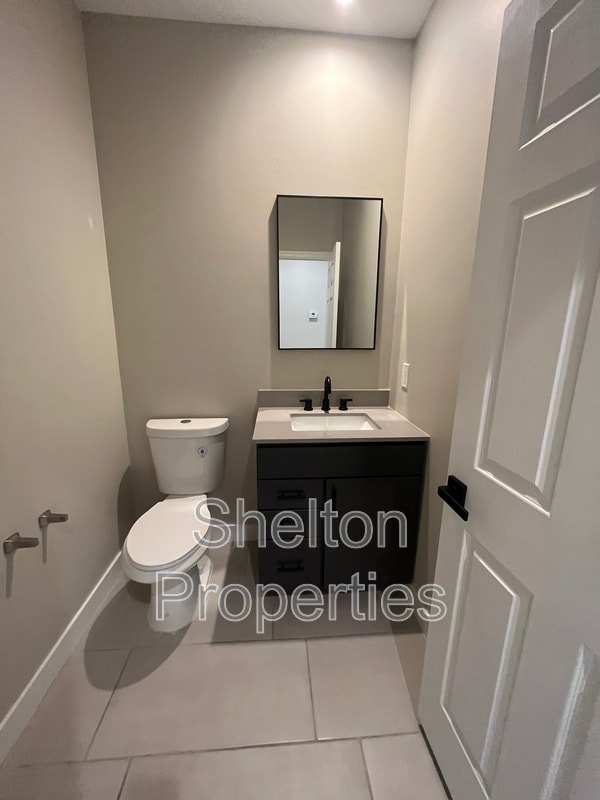 Building Photo - 120 S 91st Dr