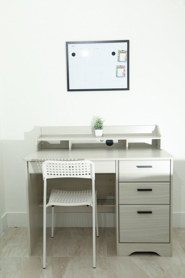 Building Photo - 14758 SW 39th Terrace