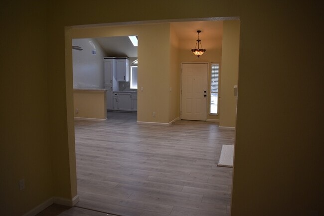 Building Photo - 4790 Winona Way