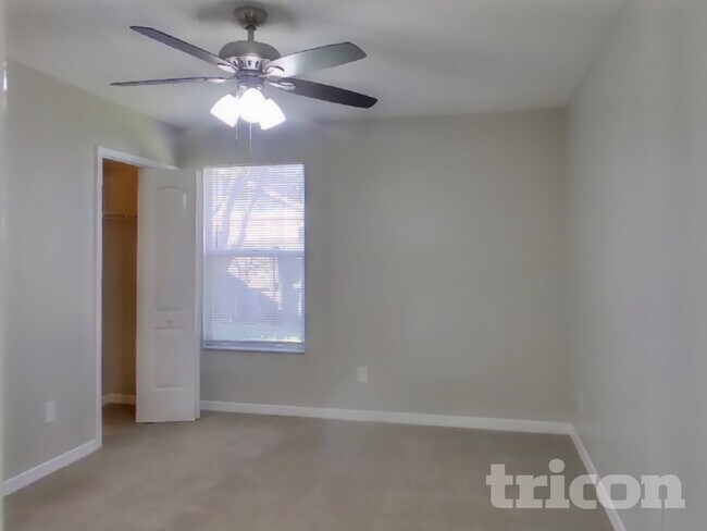 Building Photo - 2388 Kirkwall St