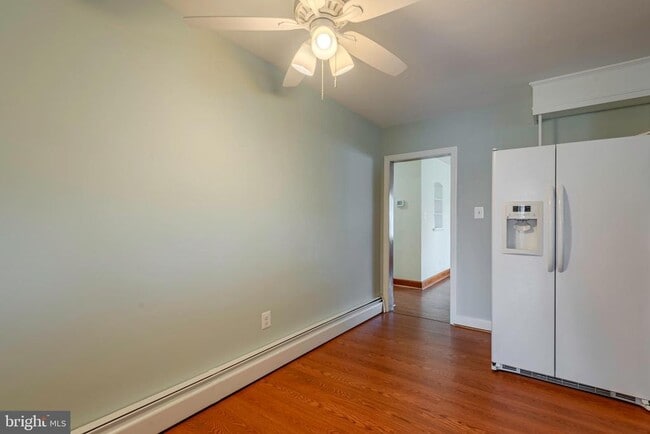 Building Photo - 871 Highland Ave