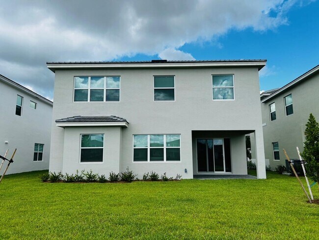 Building Photo - 5468 Pecan Dr