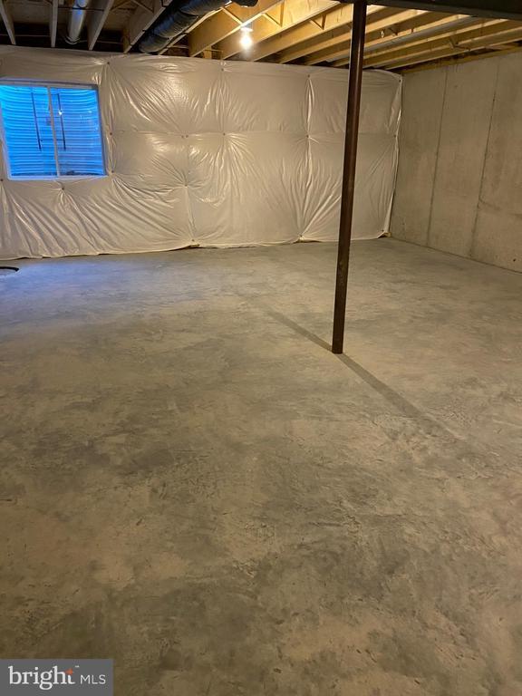 Building Photo - 6126 Sawgrass Ct