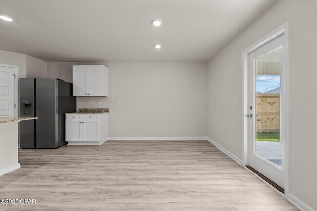 Building Photo - 4466 Riparian Ln