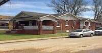 Building Photo - 4/BR House Steps Away From MSU Campus!