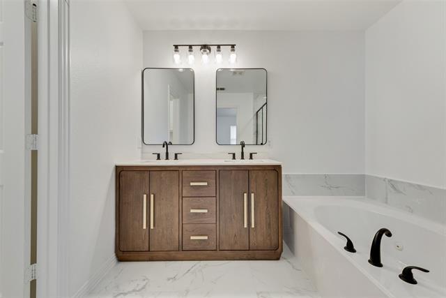 Building Photo - 7616 Val Verde Dr