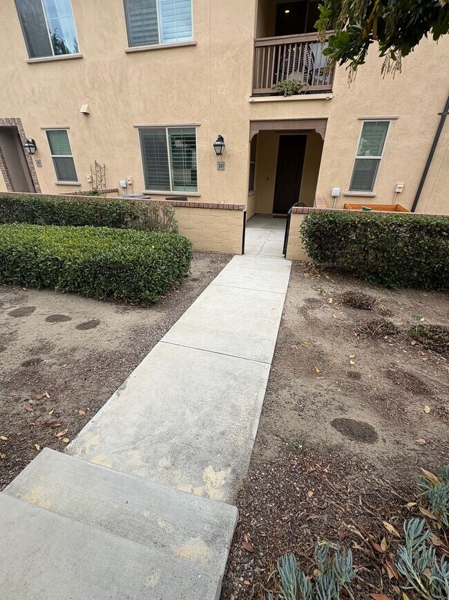 Building Photo - 3160 E Yountville Dr