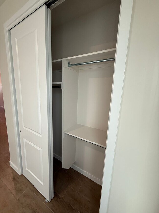 Building Photo - 5008 Sand Strm Rd