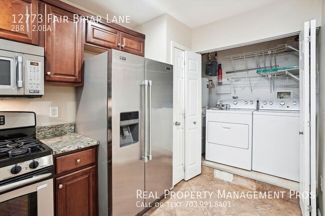 Building Photo - 12773 Fair Briar Ln