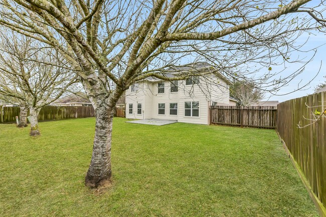 Building Photo - 4202 Parry Dr