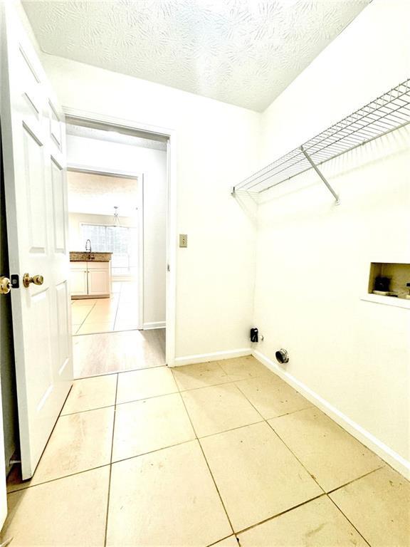 Building Photo - 1155 Avalon Dr