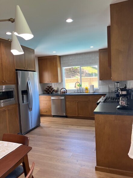 Building Photo - 5304 Baza Ave