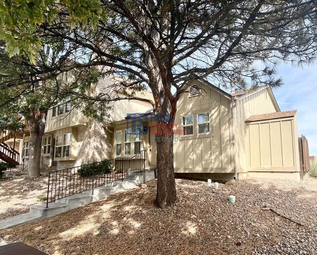 Building Photo - 6825 Overland Dr