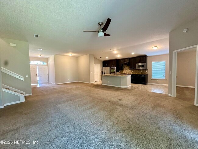 Building Photo - 159 Woodcross Dr