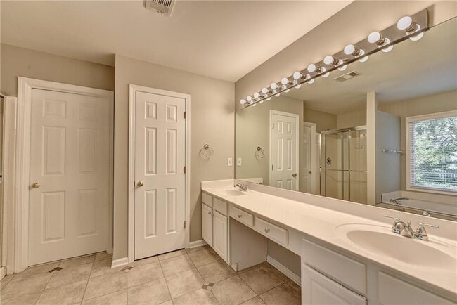 Building Photo - 7470 Brookwood Way