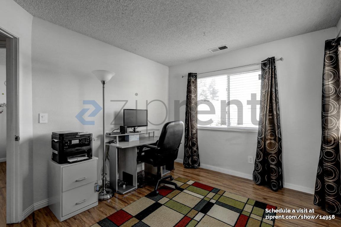 Building Photo - 2110 Alexander Way