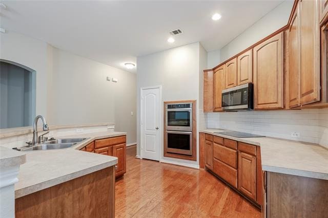 Building Photo - 8626 Davis Dr