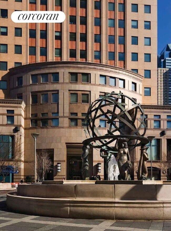 Building Photo - 350 W 50th St