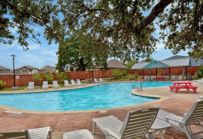 Building Photo - 1805 Morts Pl