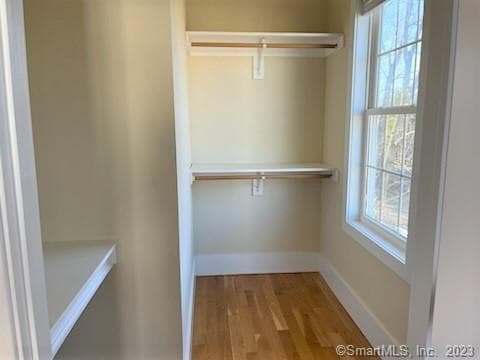 Building Photo - 462 Main St