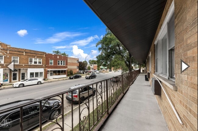 Building Photo - 2600 S 59th Ave