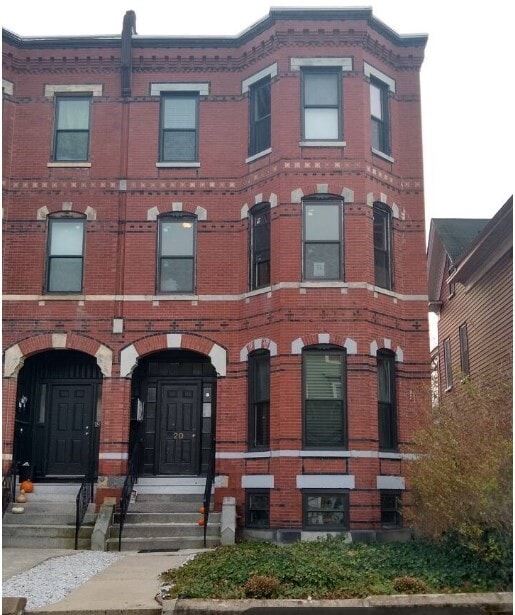 Primary Photo - 20 Perrin St