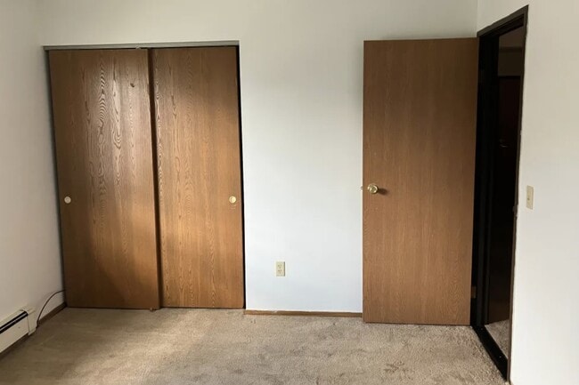 Building Photo - 4220 N Mission Rd