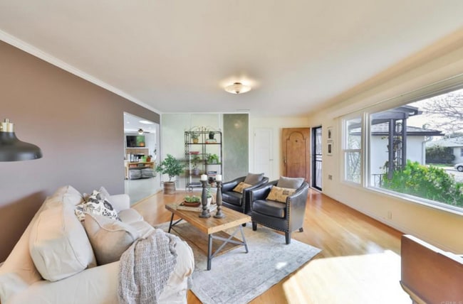 Building Photo - 6206 Pontiac St