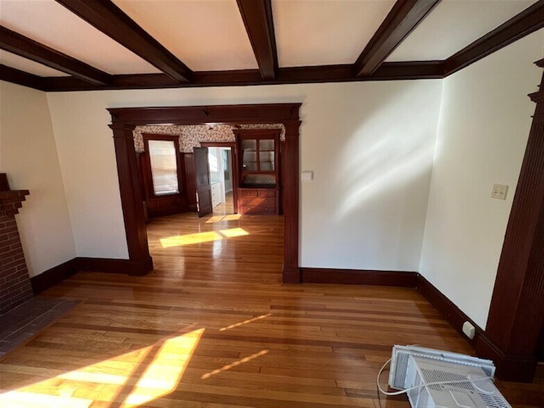 Building Photo - 78 Powder House Blvd