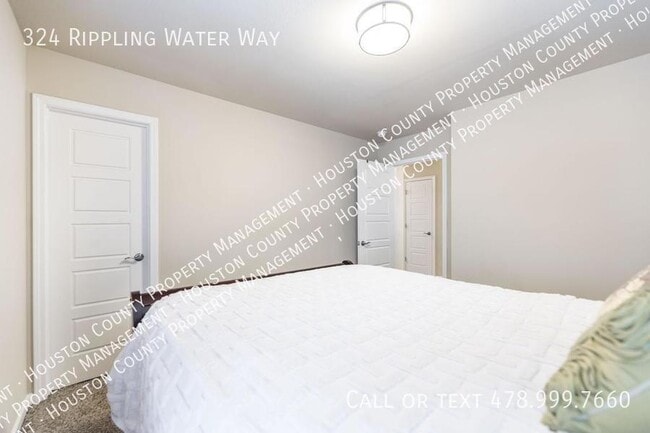 Building Photo - 324 Rippling Water Way
