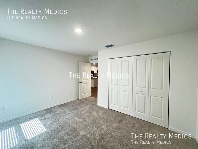 Building Photo - 3530 E Glenn St