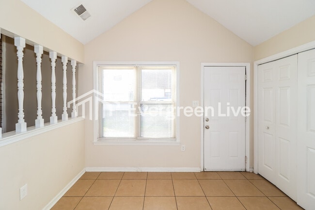 Building Photo - 4776 Stoney Hill Dr