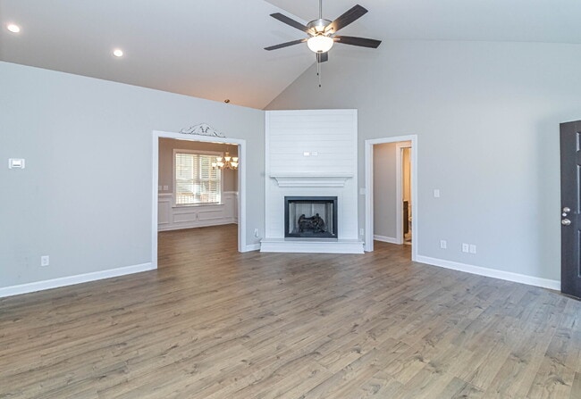 Building Photo - Immaculate 3 BR | 2 BA Ranch Home in Goldsboro *Rosewood School District*