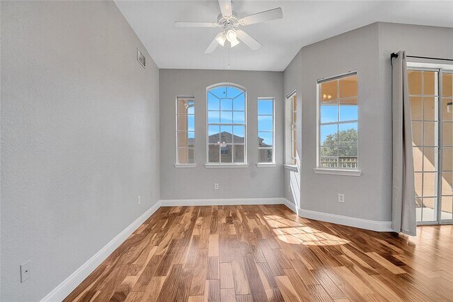 Building Photo - 617 Terrace Ridge Cir