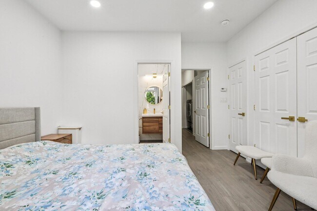 Building Photo - 458 Buffalo Ct